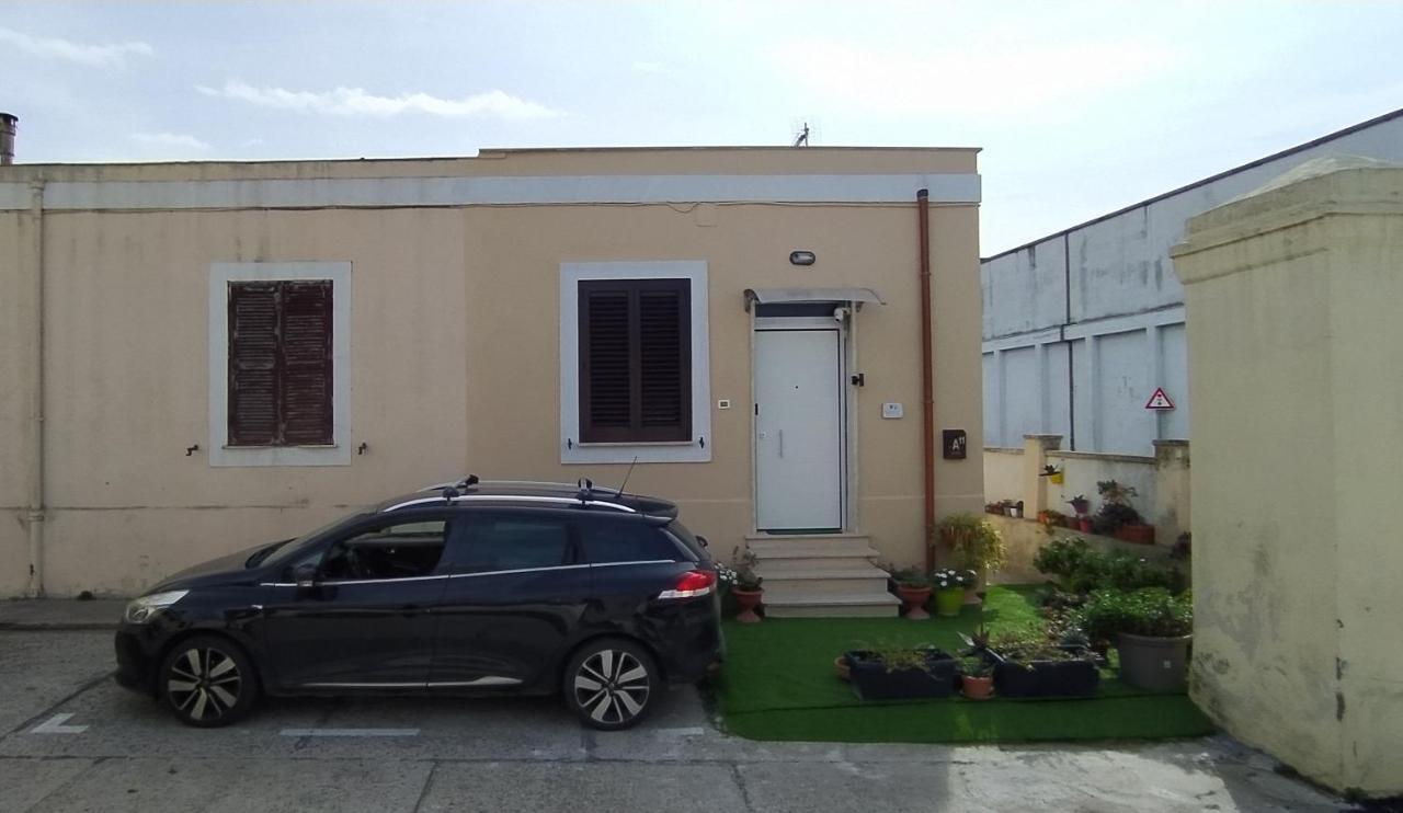 Al Centro Del Porto Villa Чивитавекия Екстериор снимка